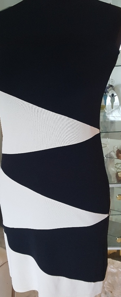 Black & white strapless Dress